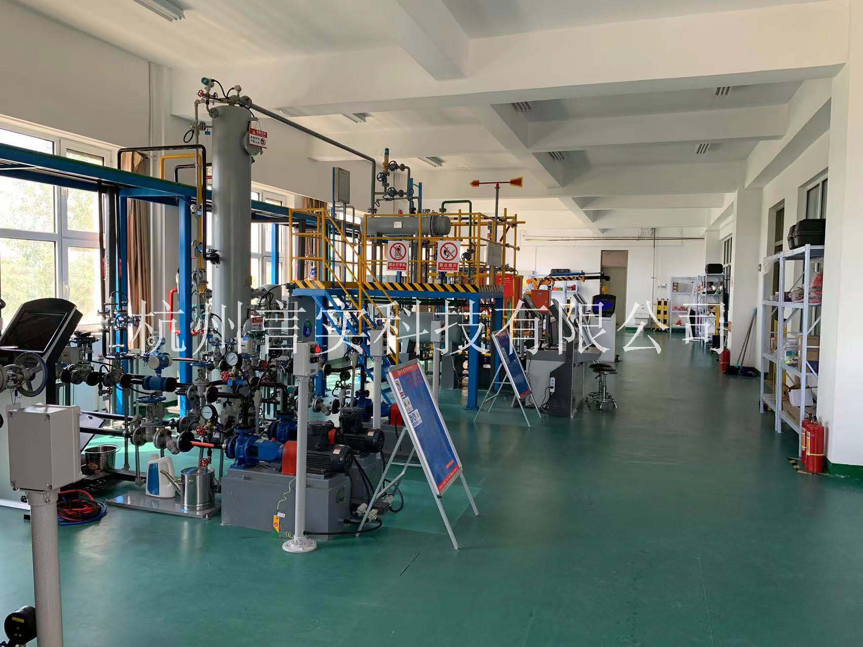  化工安全技术公共实训基地 化工八大特殊作业安全操作实训及查核装置 j9游戏